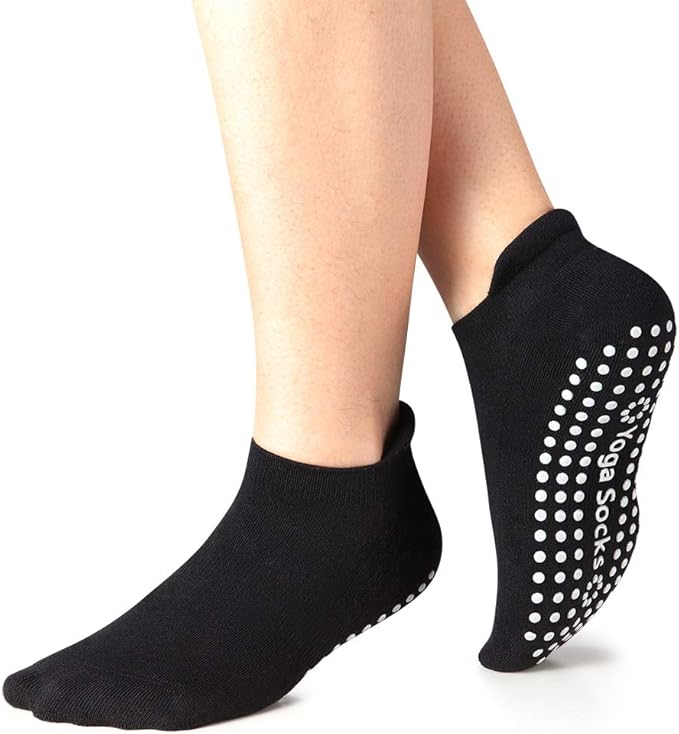 Amazon.com: Calcetines de yoga para mujer, antideslizantes ...