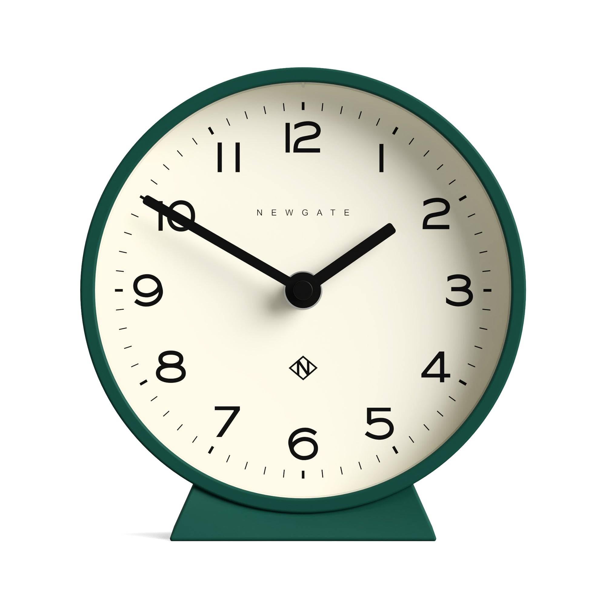 NEWGATE® M Mantel Echo desk clock | Modern round design | Eden green | Easy to read numbers | Contemporary style for desk, table, shelf or bedside