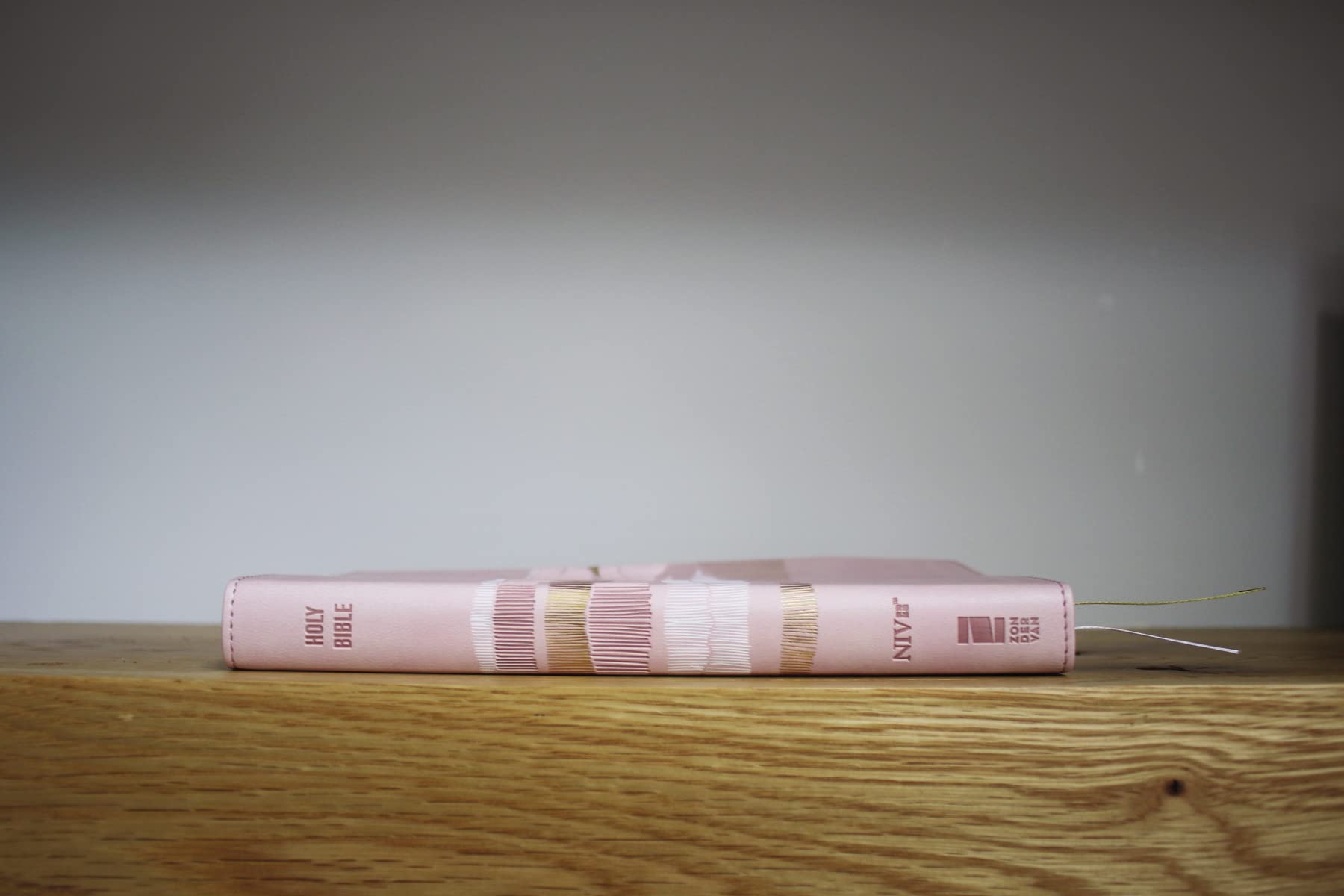 NIV, Thinline Bible, Leathersoft, Pink, Red Letter, Comfort Print NIV, Thinline Bible, Leathersoft, Pink, Red Letter, Comfort Print Imitation Leather
