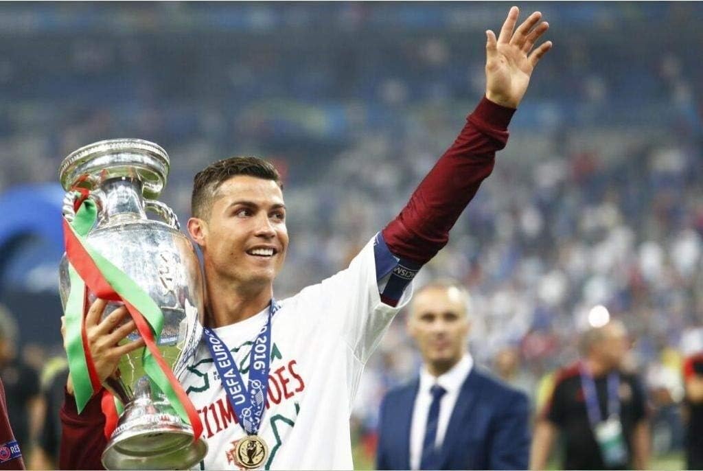 High-Grade B Wooden Puzzle Football Soccer Super Star, Basswood Perfect Cut & Fit, 500/1000/1500 Pieces Boxed Photography Toys Game Art Painting for Adults & Children -GZZ