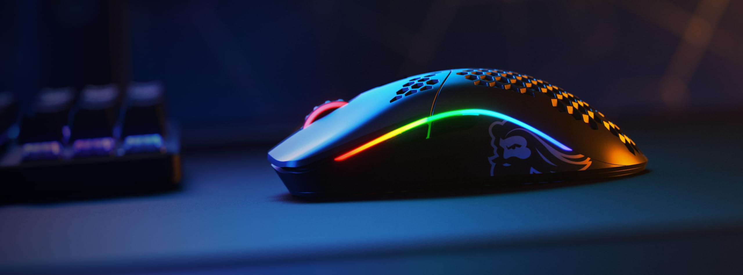 GLORIOUS Gaming Model O Wireless Gaming Mouse – Superleichte 69 g, Wabendesign, RGB-Beleuchtung, beidhändig, verzögerungsfreier 2,4-GHz-Funk, bis zu 71 Stunden Akku – Mattschwarz 7