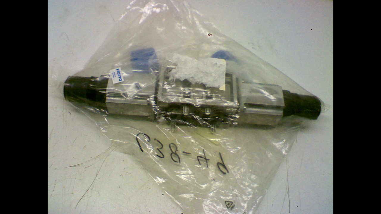 Festo 162834 LRP-1/4-2.5 PRECISION Pressure Regulator
