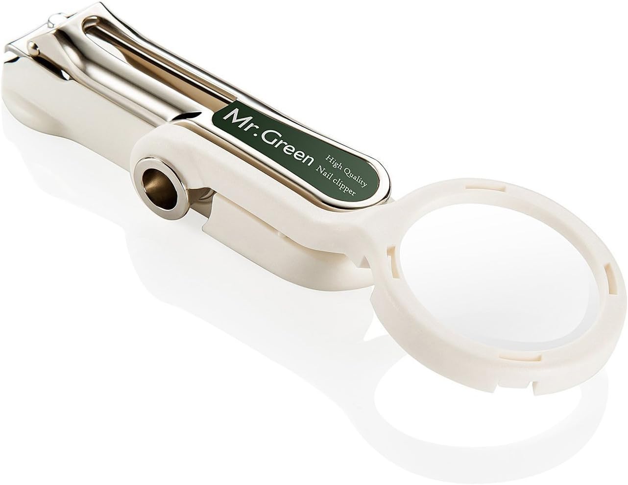 nail clipper with magnifying glass