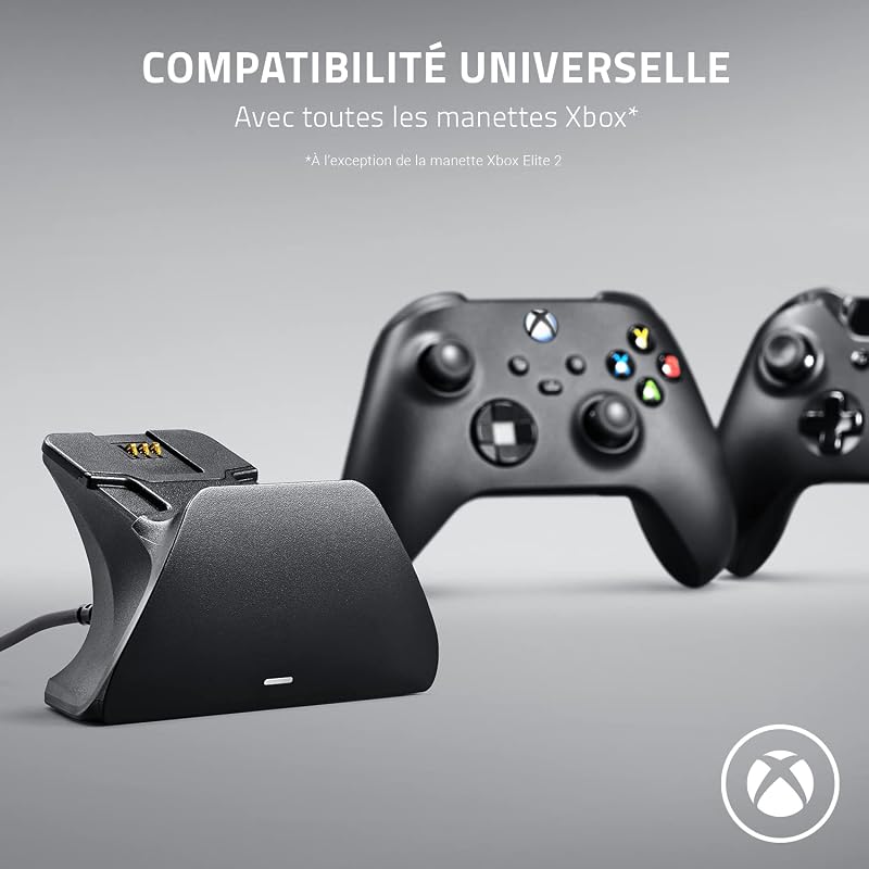 Universal Quick Charging Stand (Pulse Red) - pour Manettes de Xbox (Charge Rapide, Contact Magnétique, Compatibilité Universelle, Navigation à Une Main) Rouge