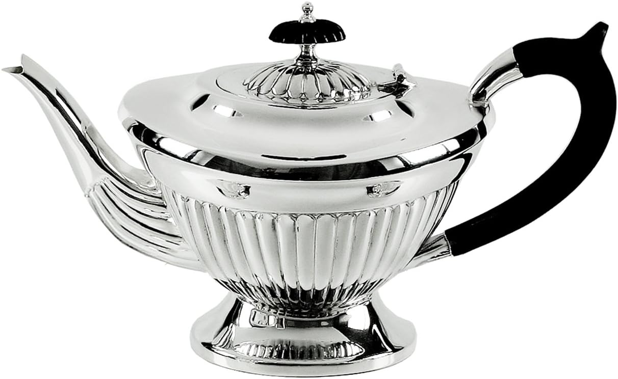 Edzard Teapot Queen Anne, heavy silver plated, 0.9 litre capacity