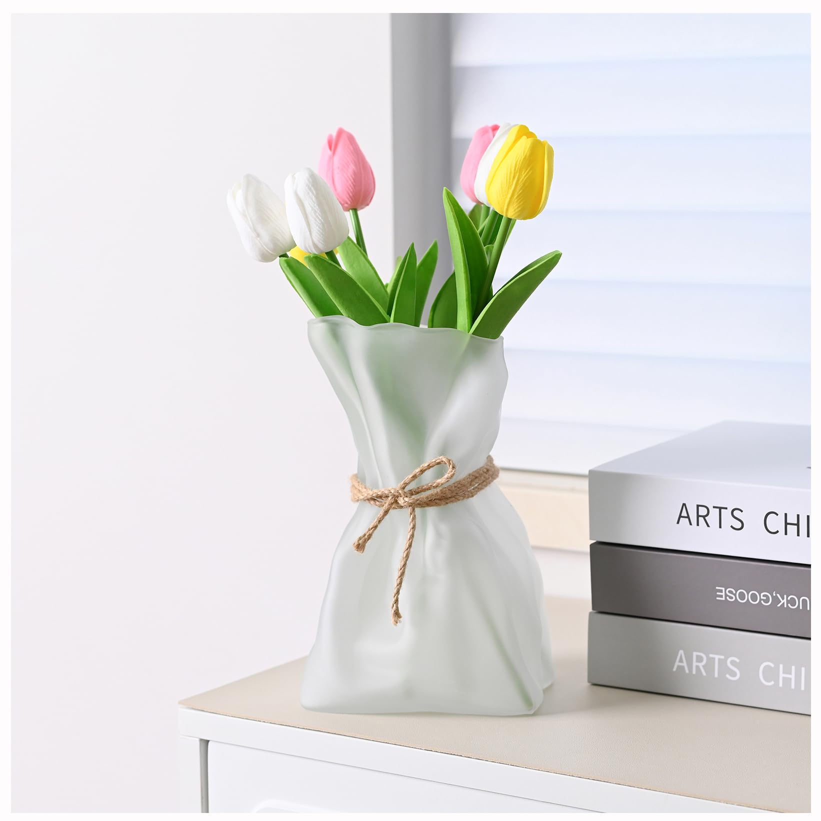 Kaitnax Glass Flower Vases for Bouquet Art Decorative Flower Vase Unique for Wedding, Dinning, Bookshelf, Home Decoration or Gift
