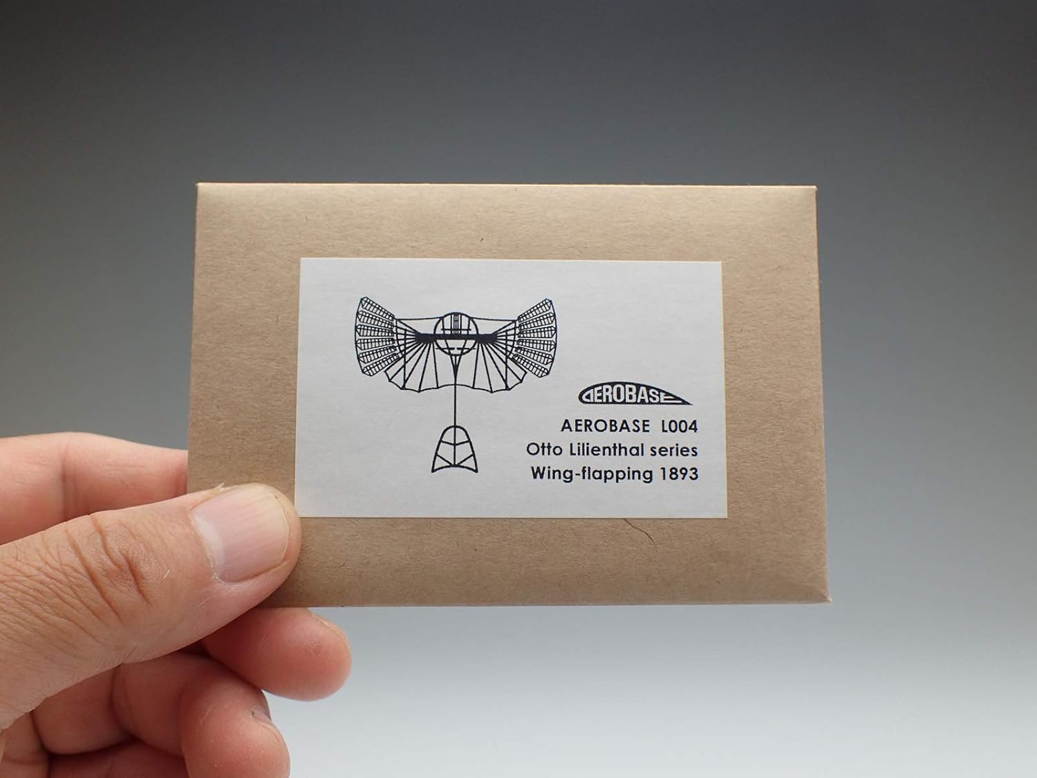 Amazon エアロベース マイクロリリエンタール L004 羽ばたきグライダー13年式 真鍮モデル プラモデル 通販