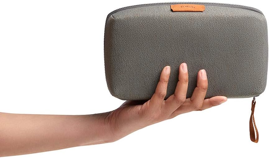 Bellroy Tech Kit, tech accessories zip pouch (power bank, phone charger, cables, earbuds) - Limestone - Image 4