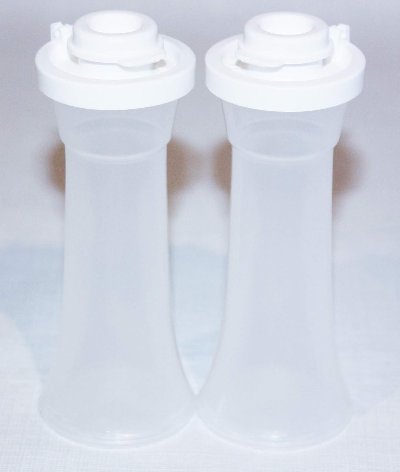 Tupperware Hourglass Salt and Pepper Shakers 4 Inch Set White Kitchen & Dining