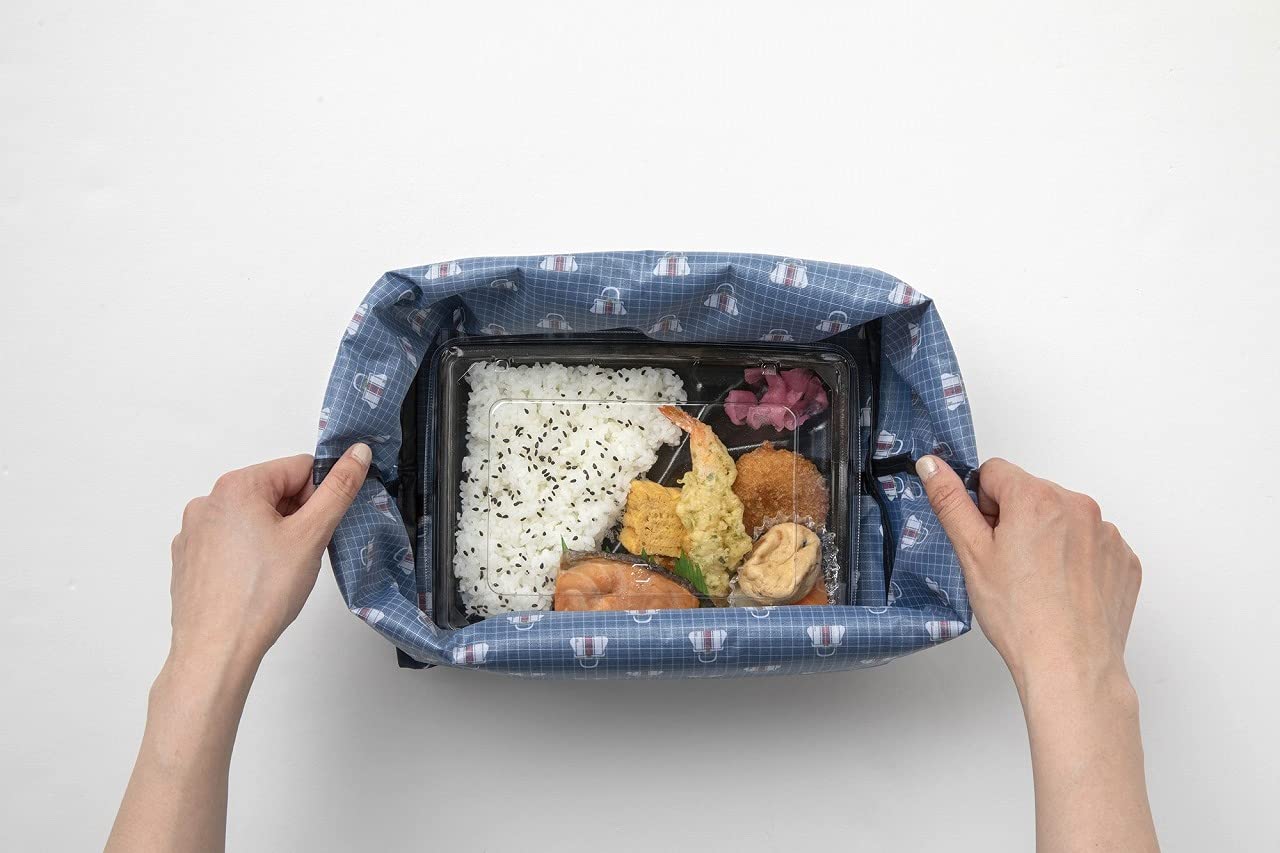 ROBERTA DI CAMERINO SHOPPING BAG & POUCH BOOK MARINE ver. ：6/25発売 【ムック本付録】ロベルタ ディ カメリーノ ショッピングバッグ お弁当が入るマチ広タイプ