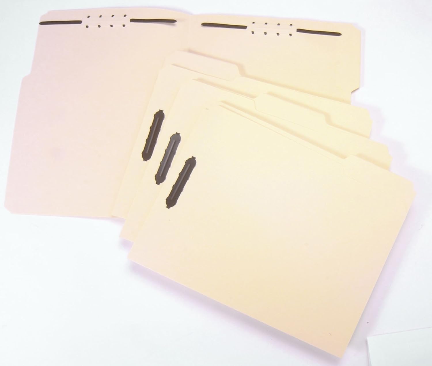 Staples Reinforced Fastener Folders, Letter, Manila, 50/Box Office Products