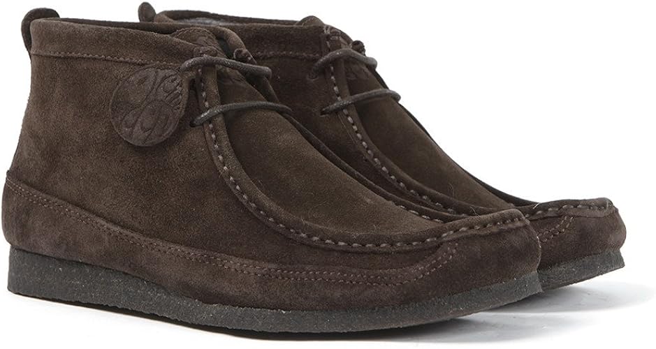 pretty green suede shoes