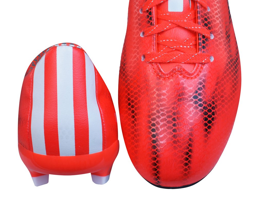 zapatos de futbol con caña