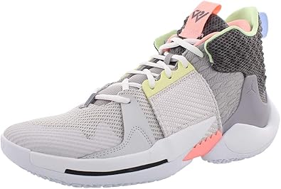 amazon mens basketball shoes