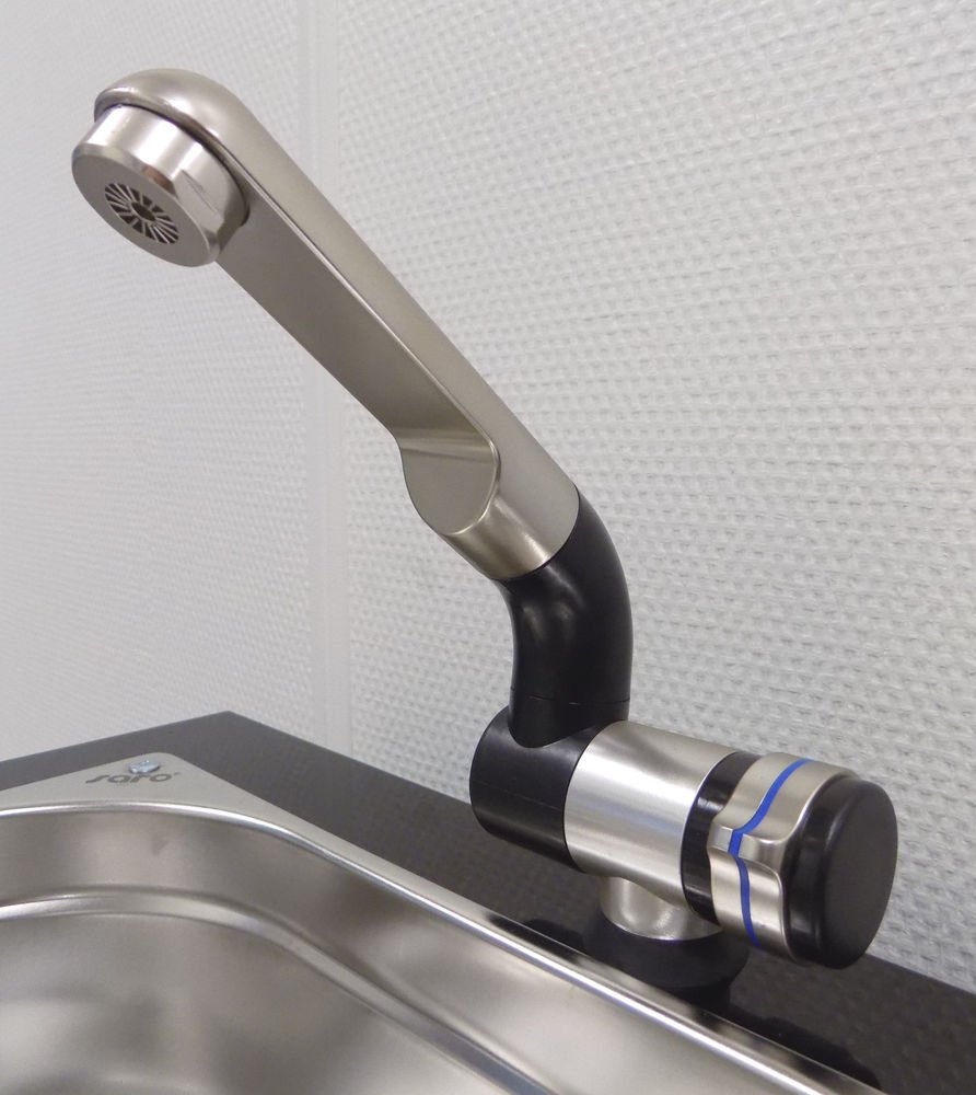 12 Volt tap compact/matt chrome + black/builtin automatic switch