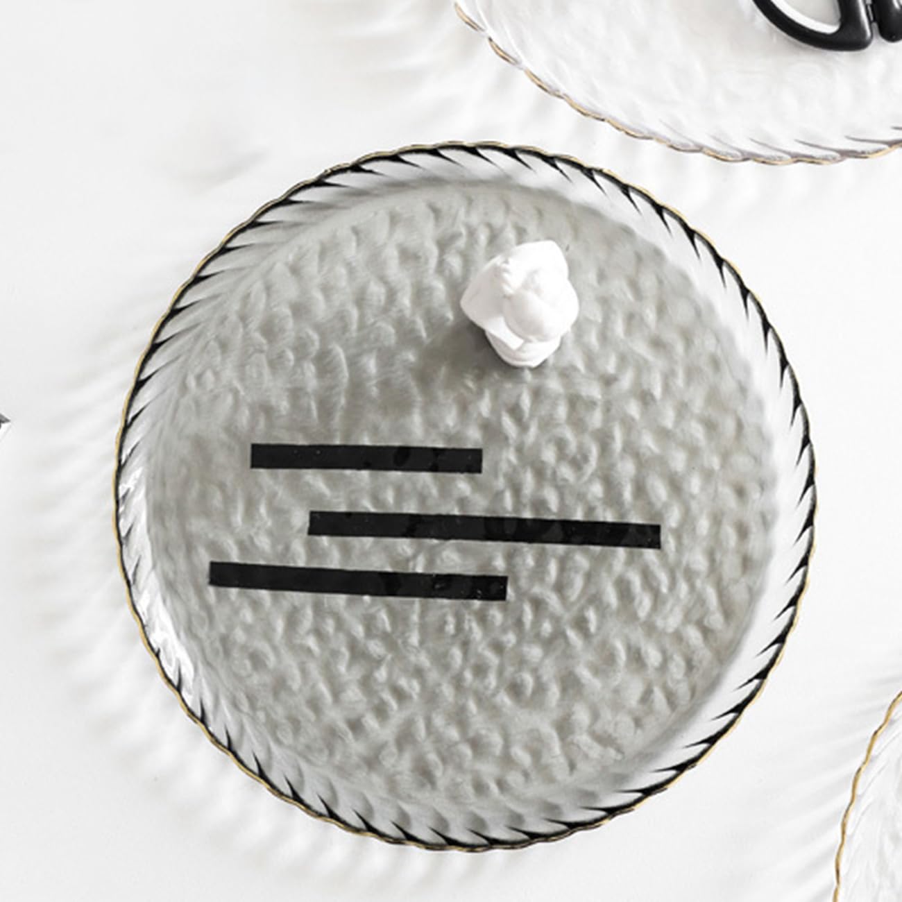 soulnioi Glass Cryctal Fruit Plate, Gold Inlay Snack Dessert Plate, Clear Serving Plate, Decorative Tray for Home Wedding Party - Grey — image 1