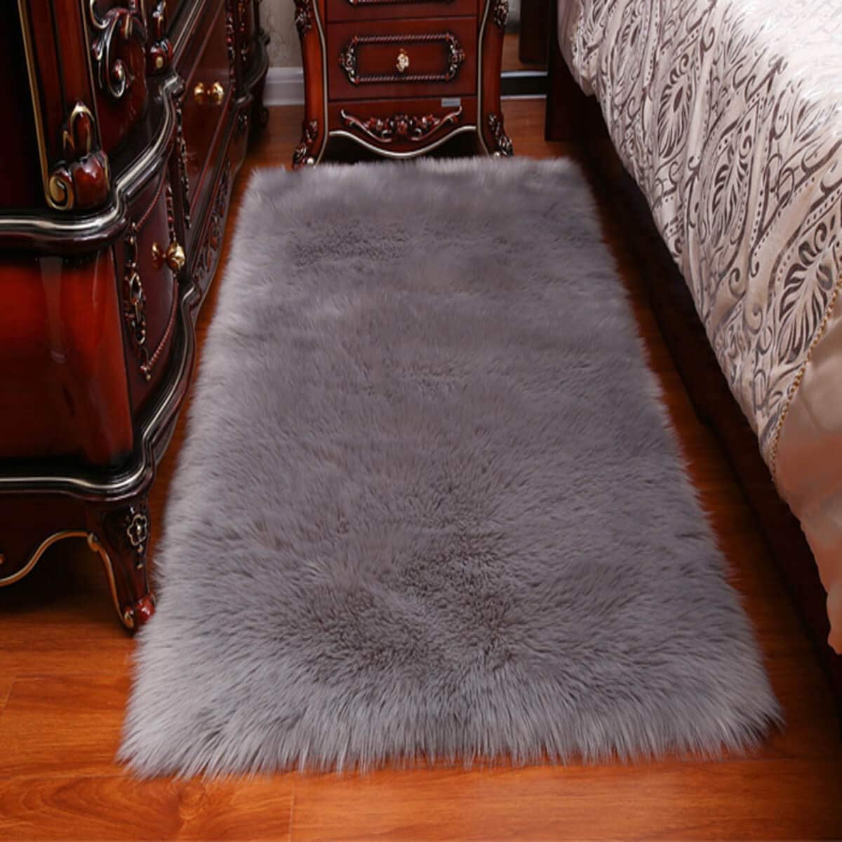 Fuzzy Gray Faux Fur Rug Sheepskin Fluffy Area Carpet Shaggy Floor Mat Luxury Bedside Carpet for Bedroom Living Room Grey,4x6ft