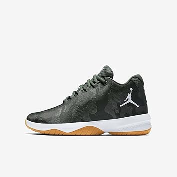 Amazon Nike ナイキ ジュニア バスケットボールシューズ ジョーダン B フライ Bg バッシュ Jordan 1446 051リバーロック 23 0 ナイキ Nike スポーツ アウトドア