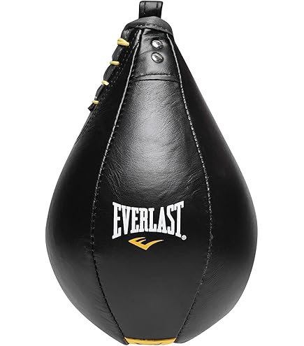 Amazon.com : Everlast 220901 Kangaroo Speed Bag Black 9