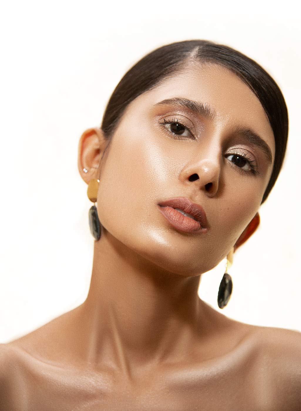 sugar bling leader illuminating moisturizer