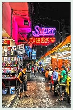 Bild mit Rahmen Hady Khandani - HDR - SUPER PUSSY PATPONG - BANGKOK 2 - Digitaldruck - Holz silber, 60 x 90cm - Premiumqualit