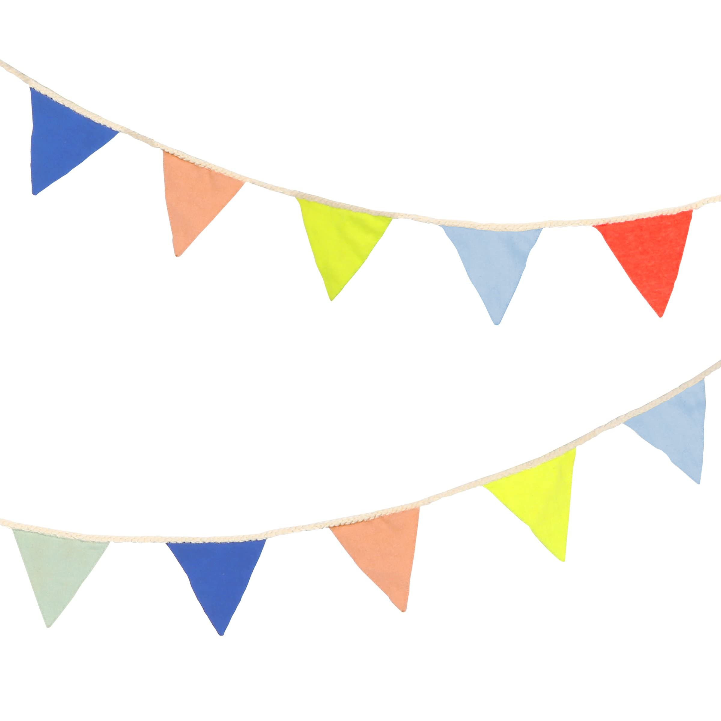 Meri Meri Multicolour Knitted Flag Garland (Pack of 1)