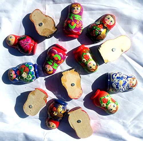 Magnet Russian Nesting matryoshka dolls wooden hand painted