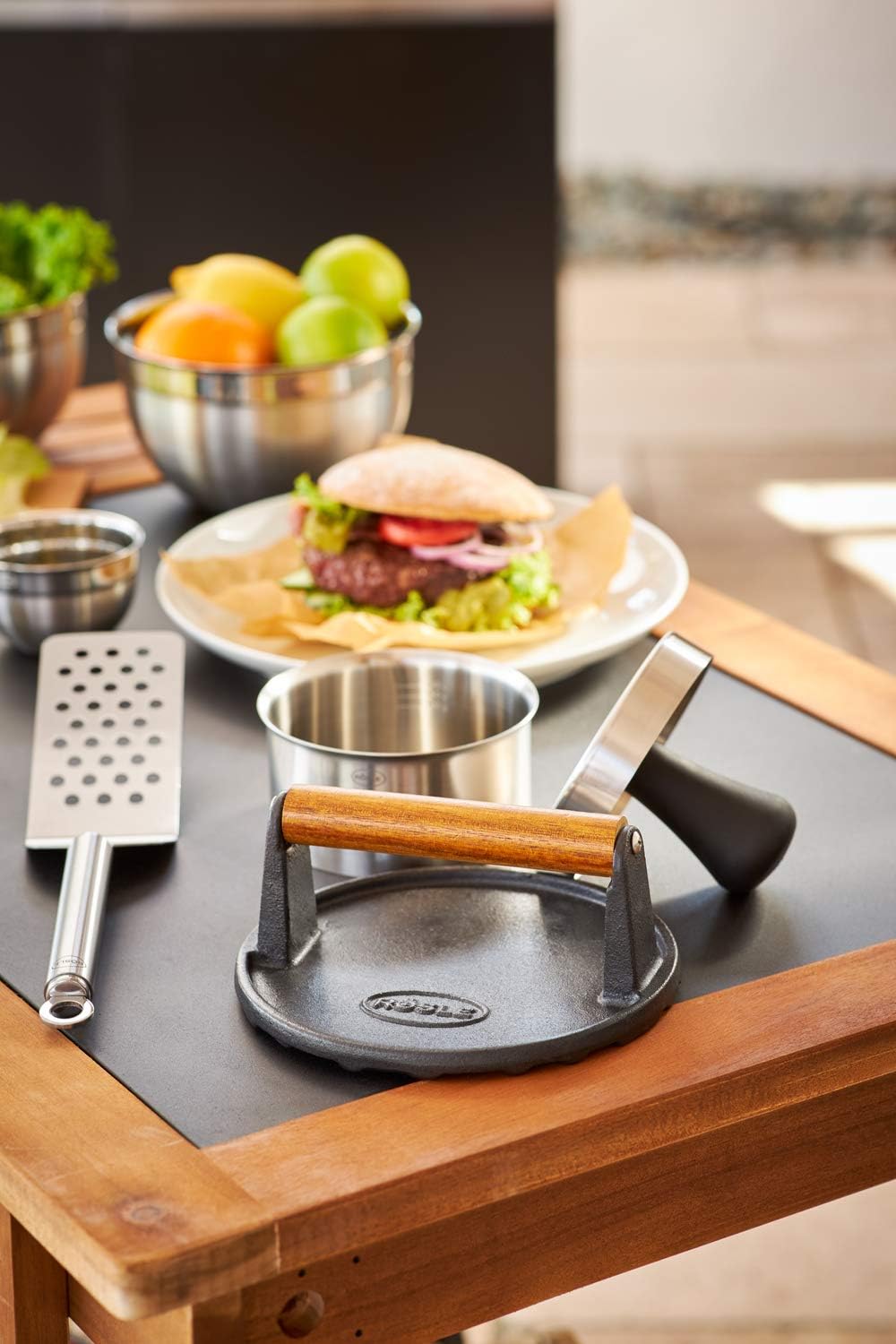 RÖSLE Barbecue burger set 3-piece, with burger press Pro, Barbecue weight and burger turner, 18/10 Stainless Steel, enamelled cast iron - Image 3