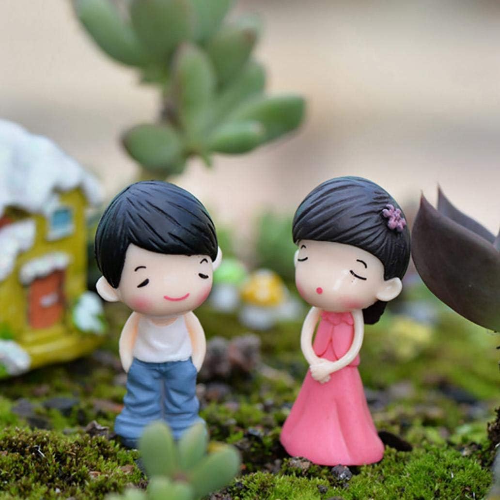 miniature couple dolls
