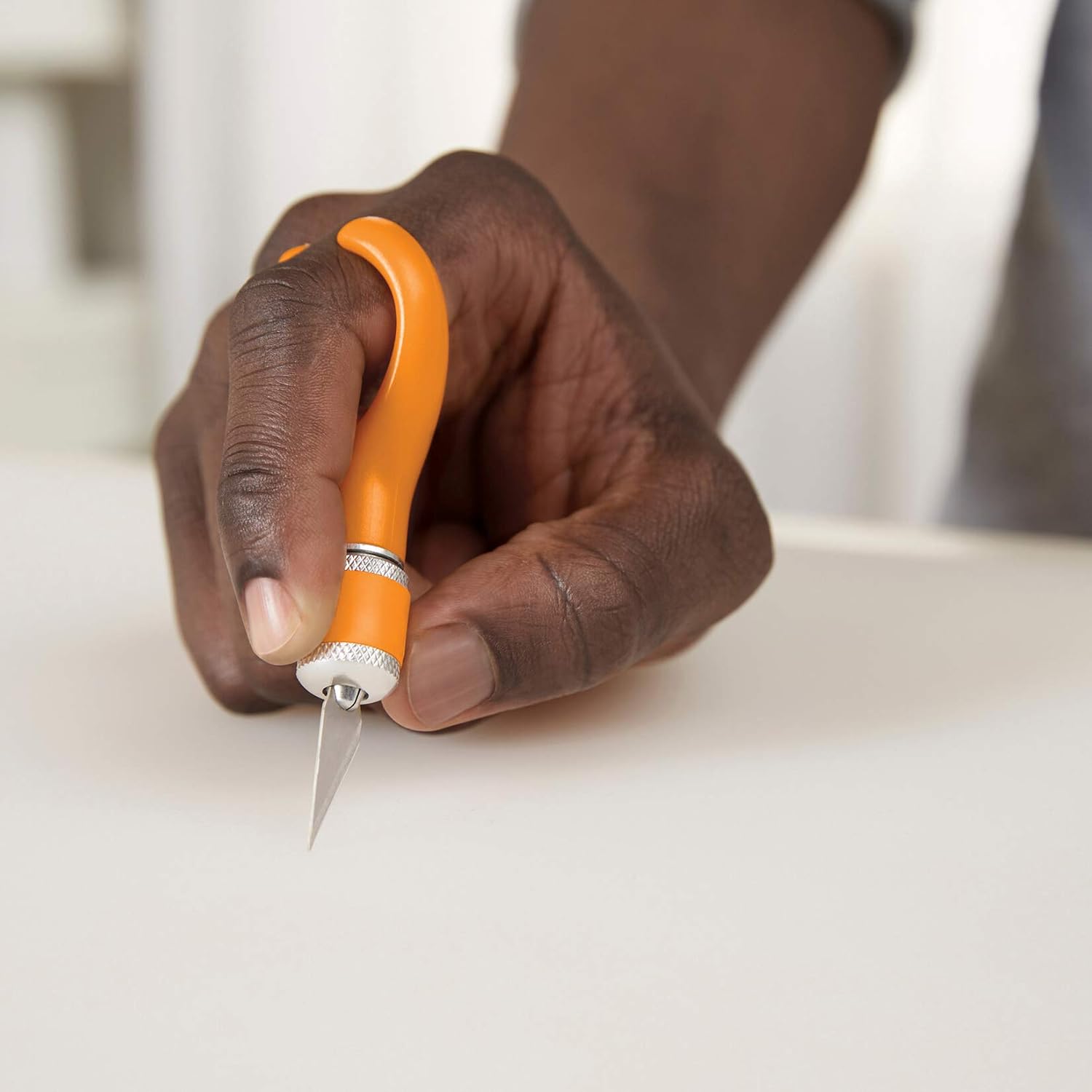 Fiskars Softgrip FingerTip Art Knife, Finger-Handicraft Knife/Blade, For Right- and Left-handed users, Total length: 10,7 cm, Steel/Plastic, Orange, 1024409 - Image 5