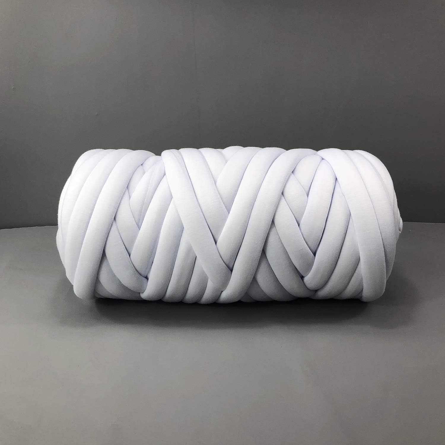 EASTSURE Chunky Braid Cotton Yarn Supre Large for Arm Knitting DIY Handmade Blankets Machine Washable,White,0.55LB