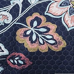 Lush Decor Aster Quilt Flower Pattern Reversible 3