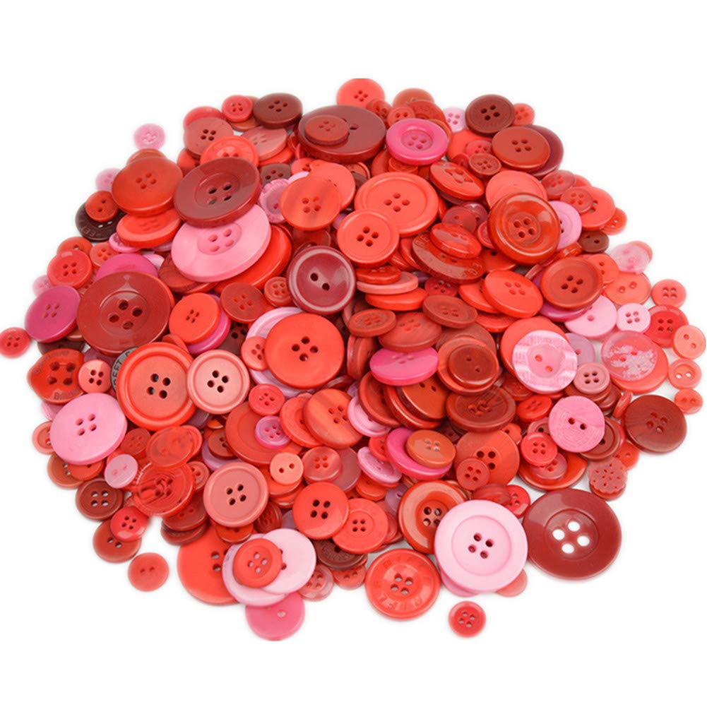 Around 600 Pieces Resin Buttons 2-Holes 4-Holes Sewing Decorative Buttons Beads Flatback for Crafts Embellishments Scrapbooking Painting Christmas Knitting Ornaments(Red)