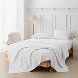 Good Nite 4.5 Tog Single Duvet 135x200cm White Microfibre Quilt view 7