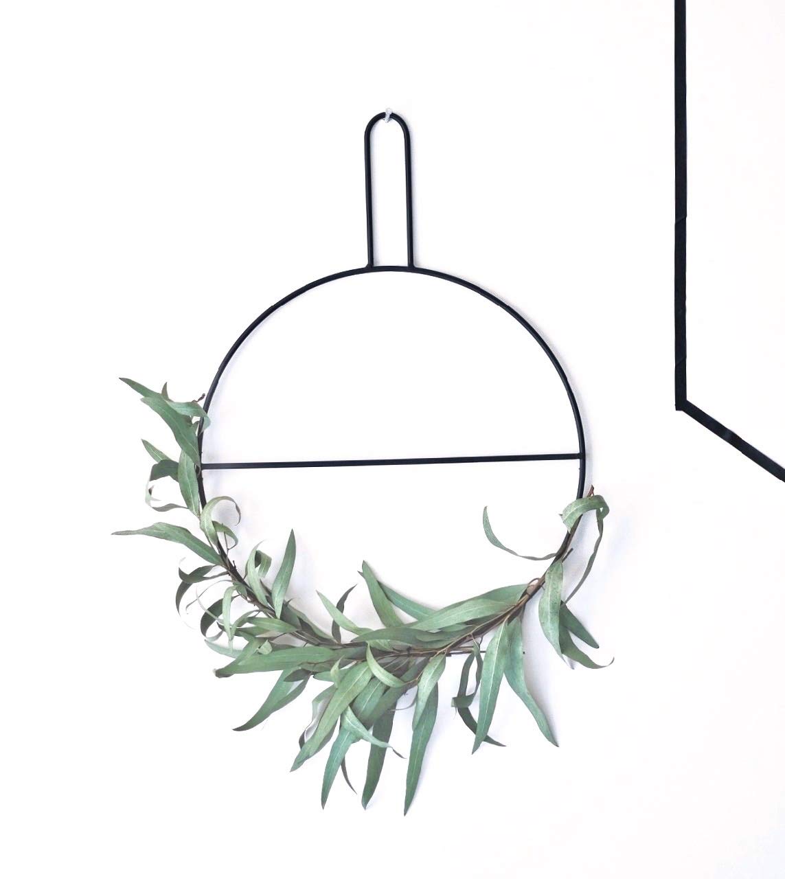 anaan Circle Design Wall Wreath Ring Eucalyptus Garland Towel Ring Holder Magazine Holder Metal Wall decoration for indoors and outdoors black (S Φ30*40cm)