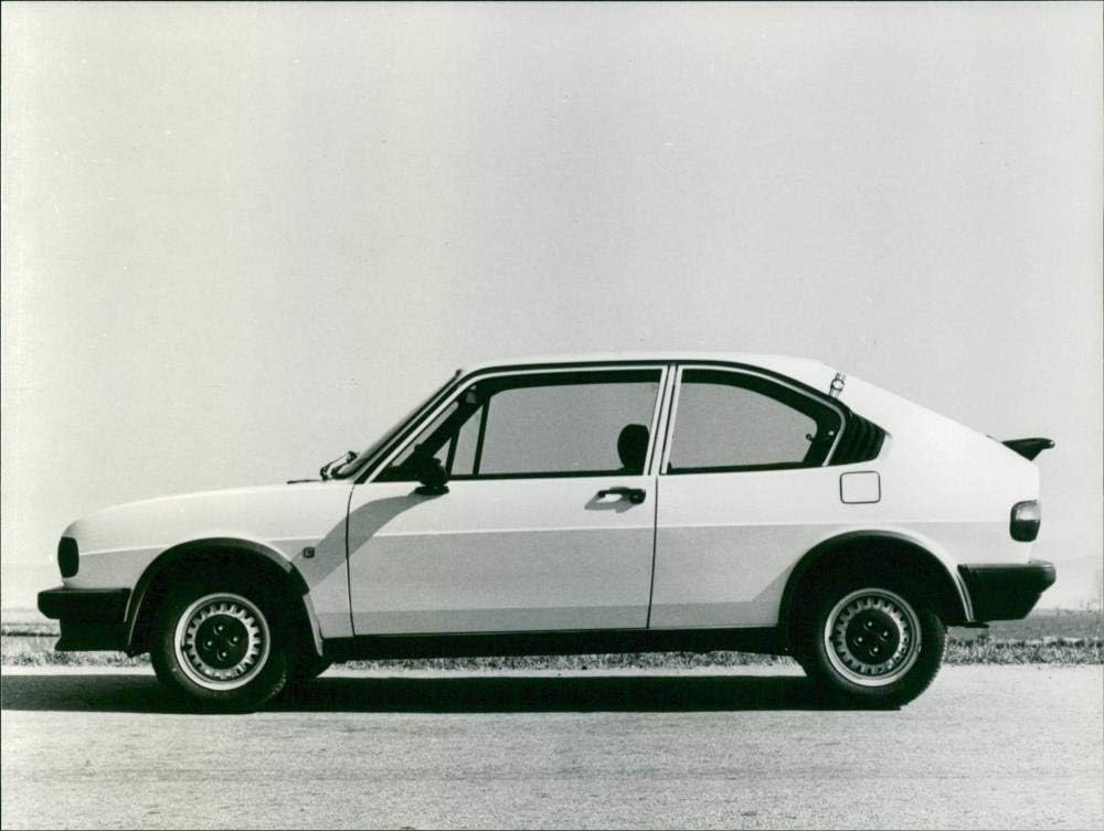 Vintage photograph of Alfa Romeo-Alfasud ti 1,5.