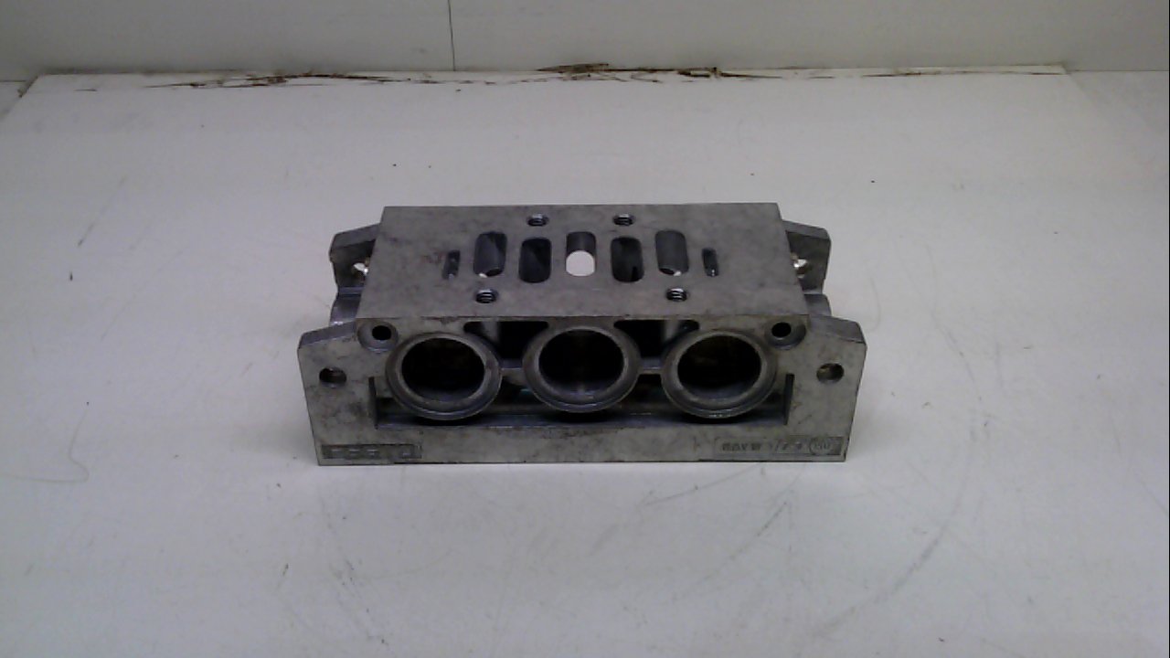 Festo 152791 Model NAVW-1/2-3-ISO Manifold Sub-Base With 90 Connections