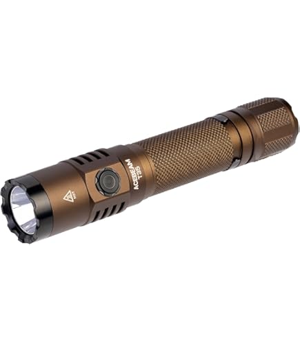 ACEBEAM E75 4コアLEDライト 6500k ACEBEAM E75 4500 High Lumens Flashlight with Magnetic Base