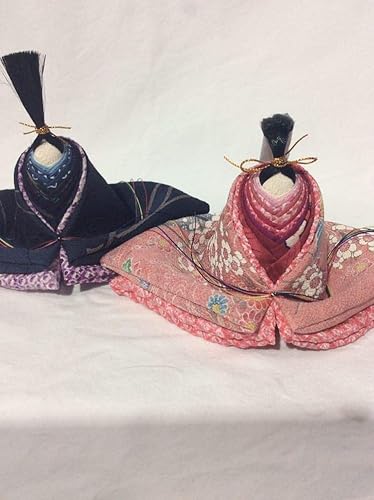 Amazon 古布縮緬を使った雛人形 手作りのひな人形 ハンドメイド ピンク紺 平飾り ホビー