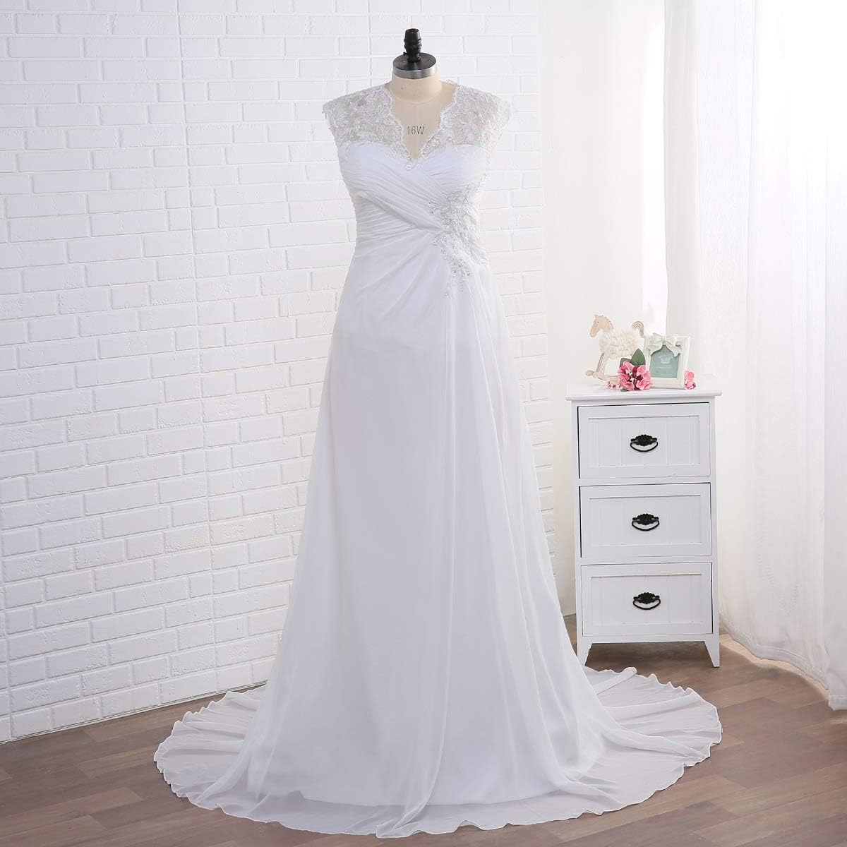 YIPEISHA Women's Elegant Applique Lace Wedding Dress V Neck Plus Size Beach Bridal Gowns at  Women’s Clothing store