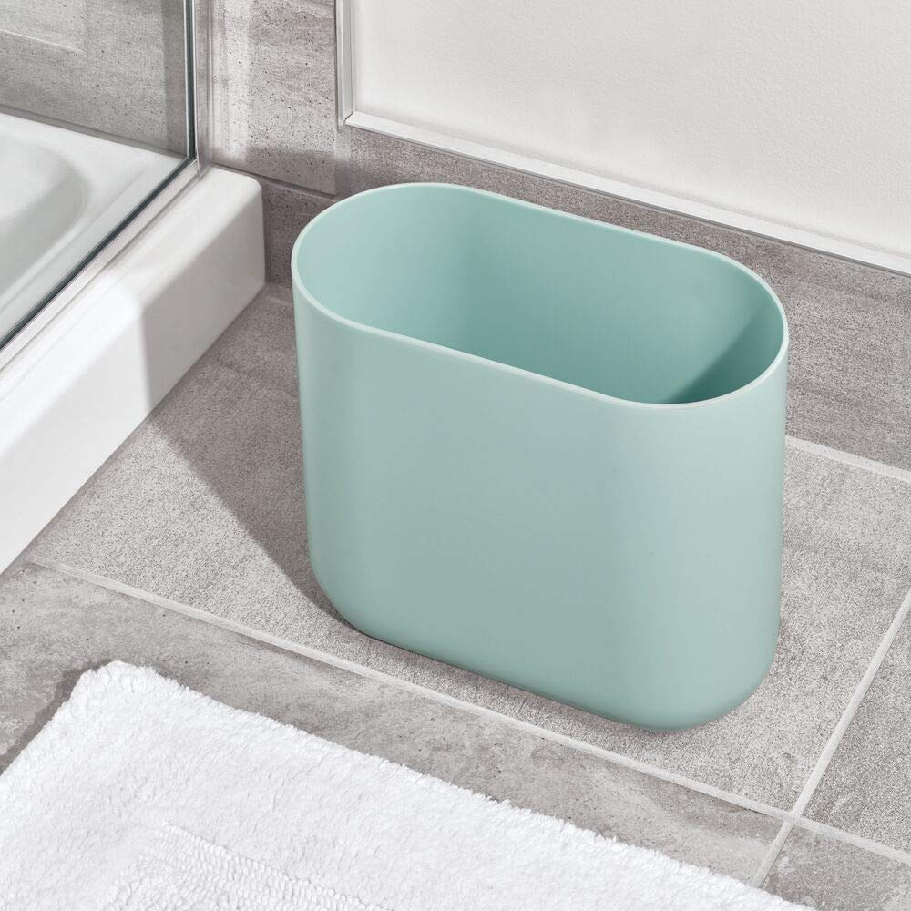 papelera pequeña de plástico iDesign Cubo de basura para baño azul