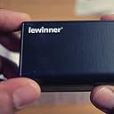 Reseña del micrófono de solapa inalámbrico Lewinner...