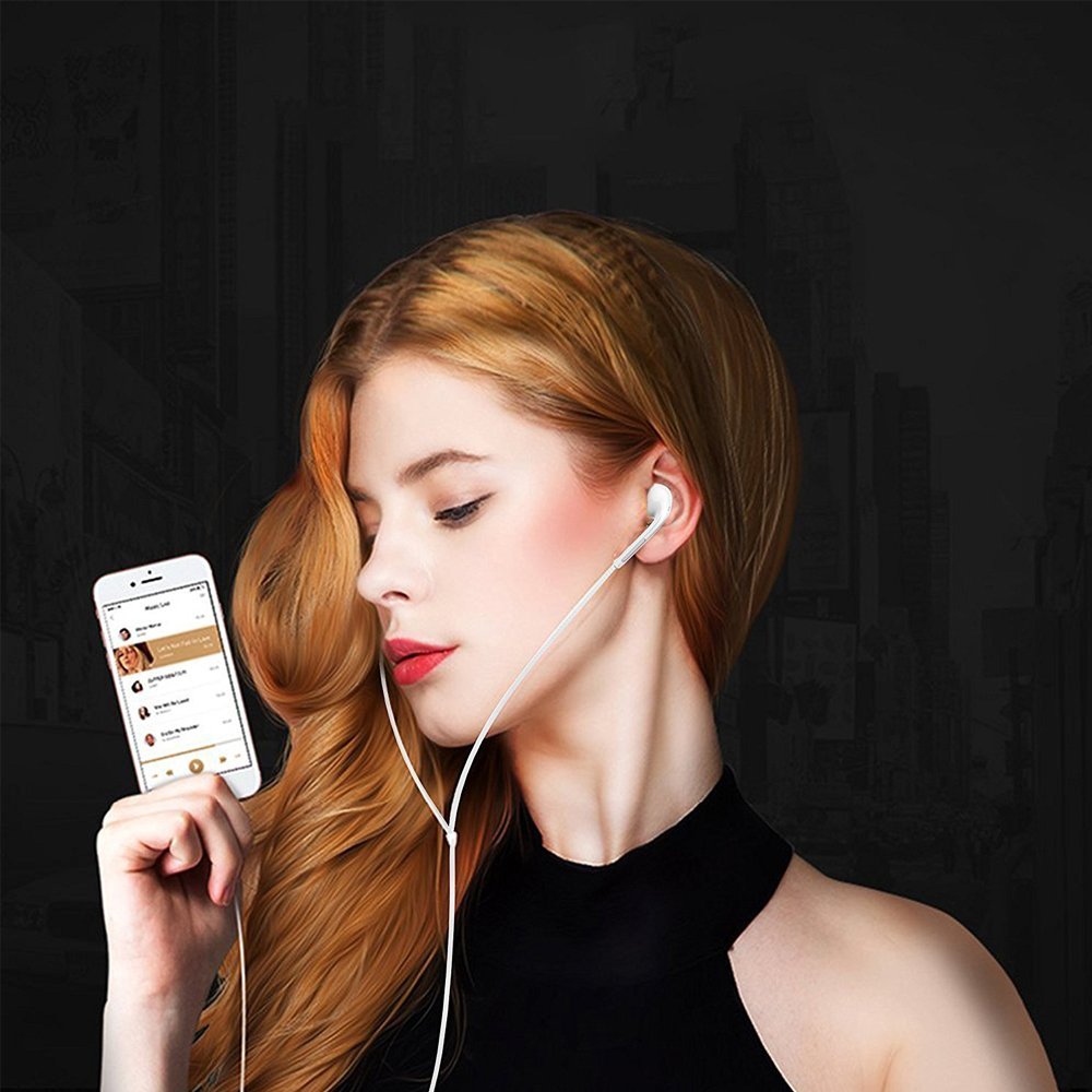 Iphone 7 headphones, DPKIKOLightning iphone earbuds With Microphone Earphones Stereo Headphones and Noise Isolating headset for Apple iPhone 7/7 Plus/8/8Plus/X