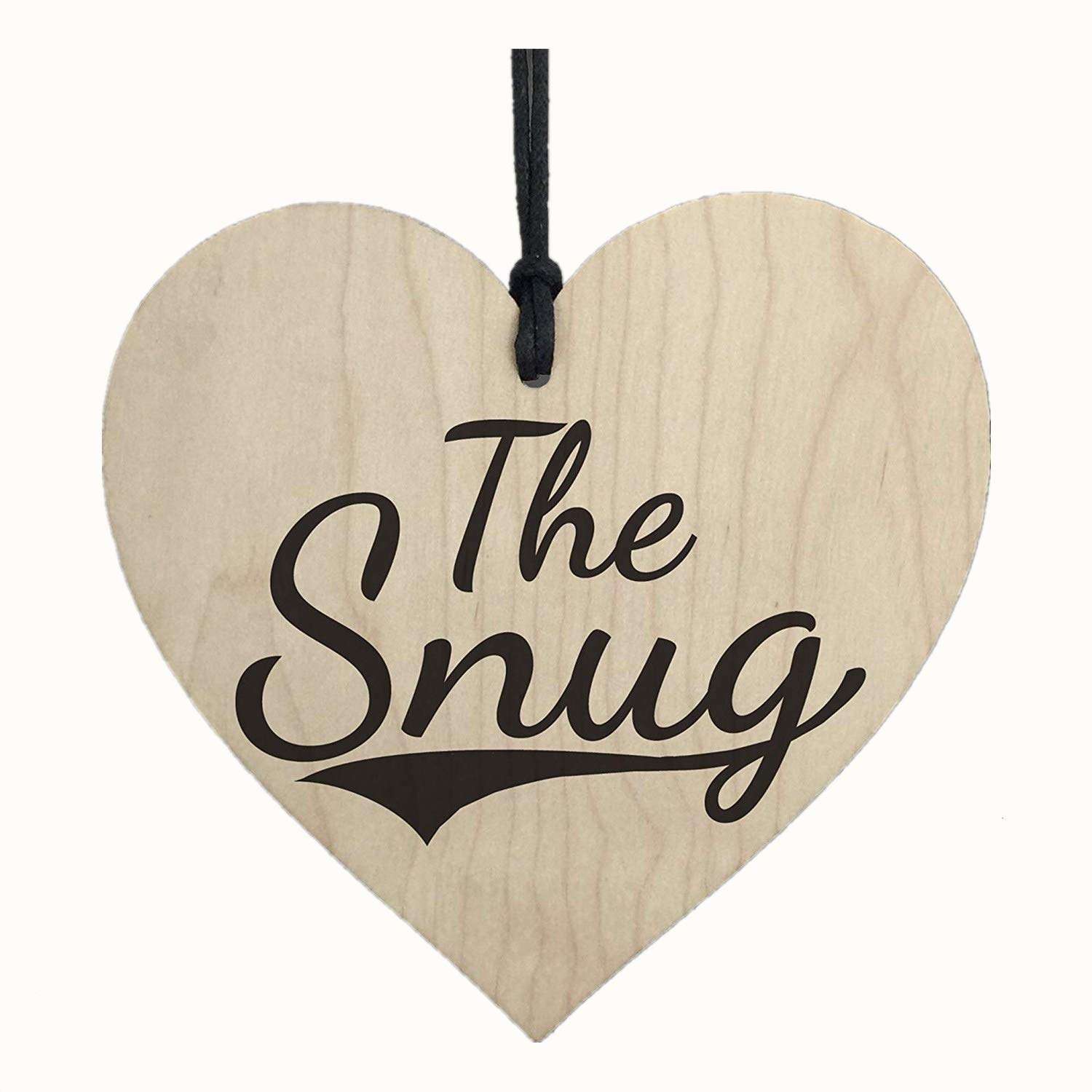 Red Ocean The Snug Wooden Hanging Heart Bedroom Door Plaque Shabby Chic Home Decor Sign