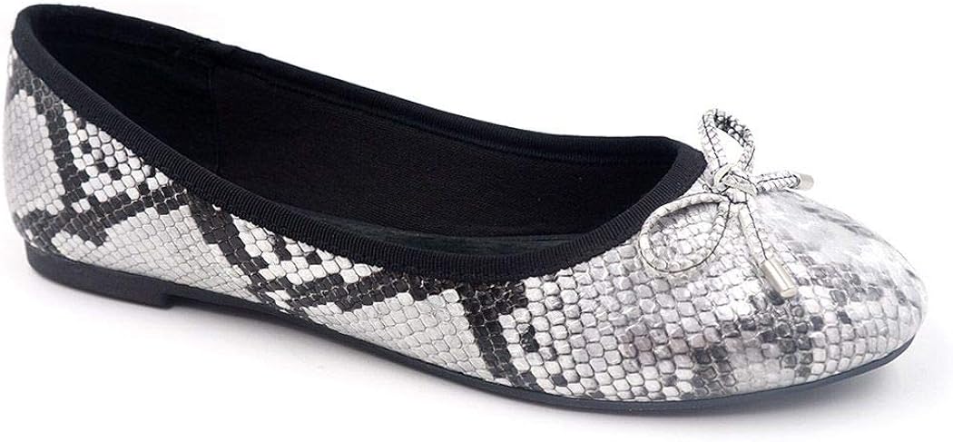 wide width flat shoes