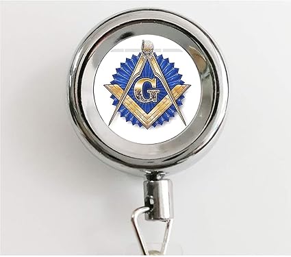 Amazon Co Jp フリーメイソンバッジネックレス フリーメイソンの正方形とコンパスアートロゴ ガラスドーム 格納式バッジリール 防水idホルダーとキーチェーン付き ホーム キッチン