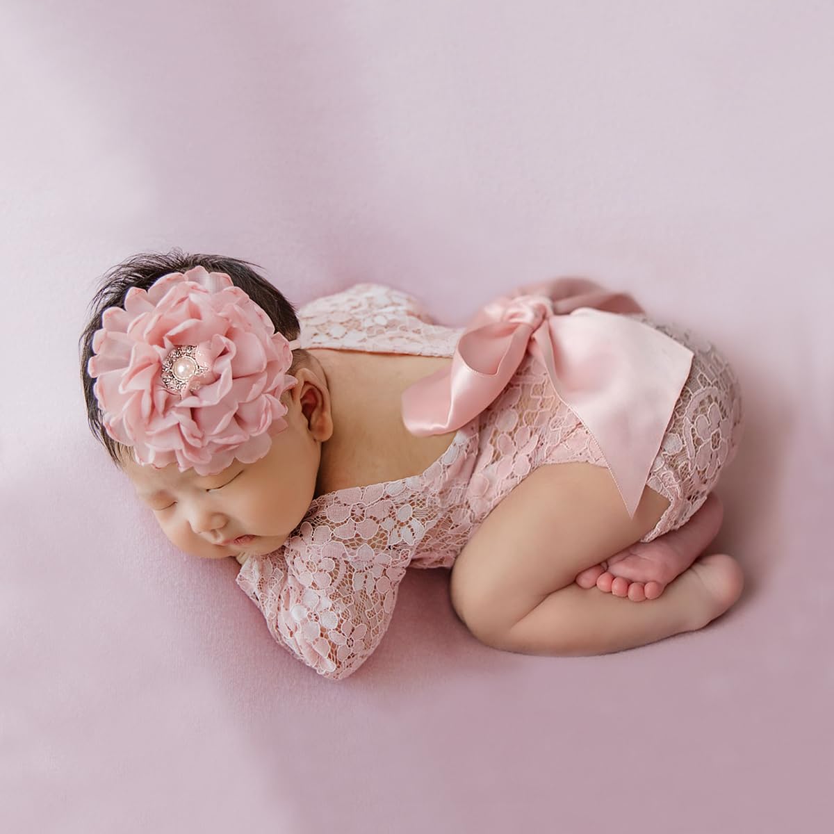 Photo 1 of Ylsteed Newborn photography Outfits Girl Newborn Photography Props Lace Romper Newborn Baby Photo shoot Outfits Girls Photo Props (Big Flower+Pink Set)