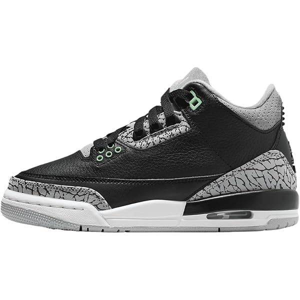 Amazon.com | Retro 'Black Cement' Air Jordan 3 (2024) DM0966-010