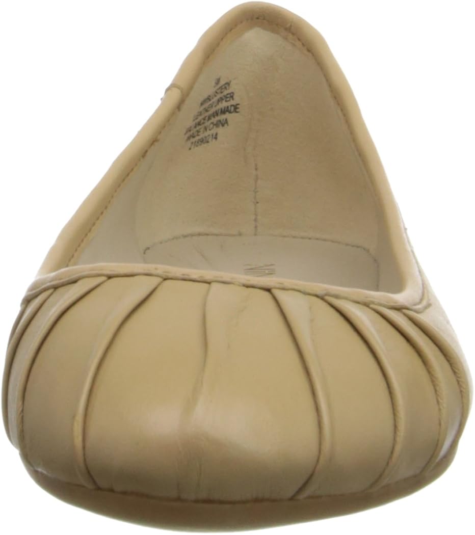 nine west blustery ballet flat