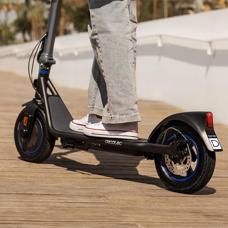 Trottinette Électrique Adulte Approuvée Bongo D20 XL Connected. Puissance Maximale 700W, Autonomie 40km, Roues de 10", Frein à Disque Arrière, Alliage d'Aluminium, App, Résistant à l'eau